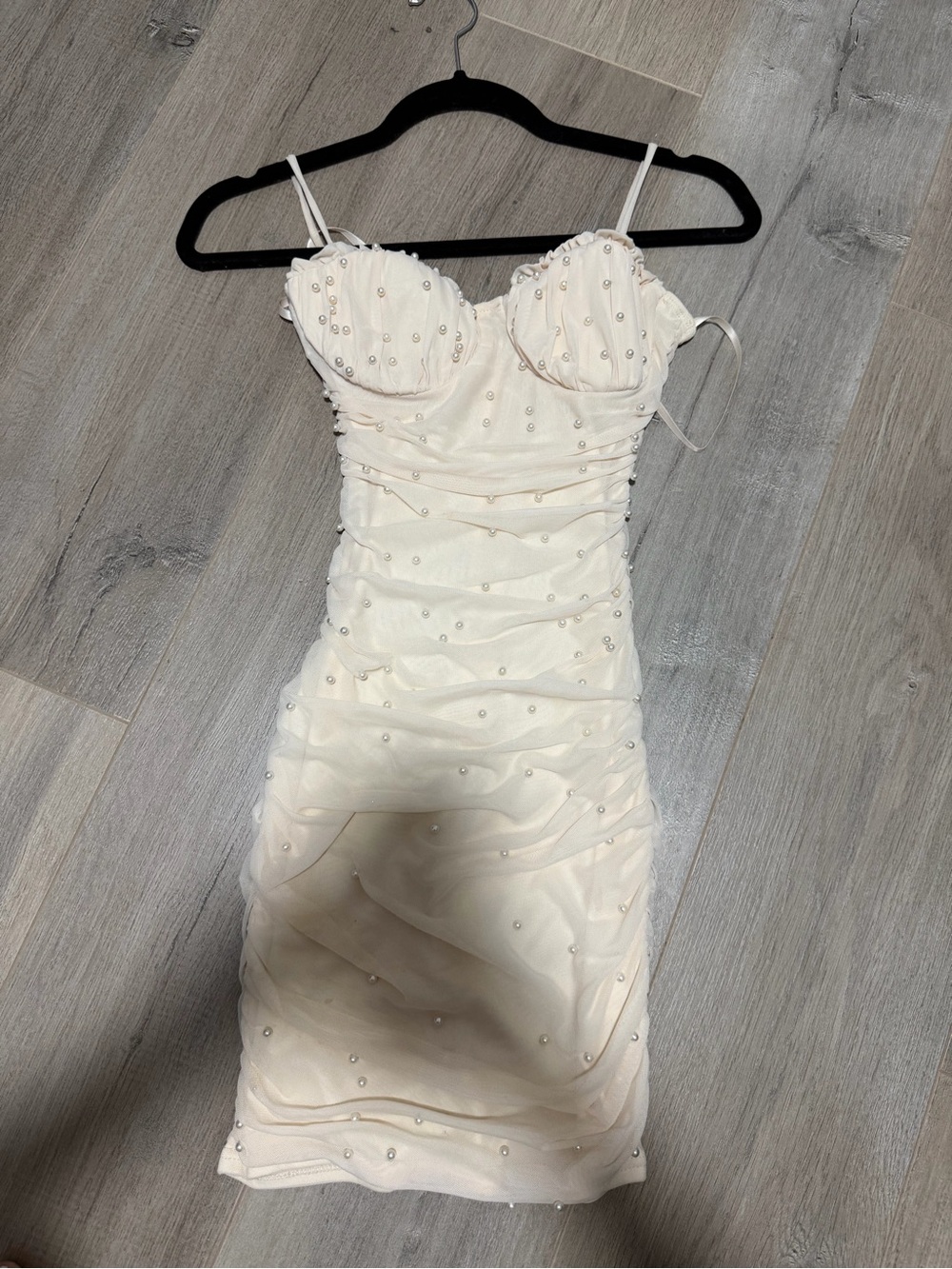 WINDSOR Pearl Stretch Lace Dress
